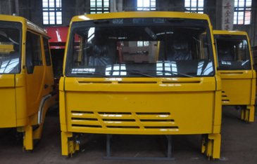 優價供應高仿紅巖金剛，長沙金剛駕駛室