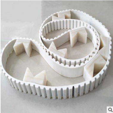 廠家直銷 聚氨酯同步帶AT20擋板傳動帶 白色環(huán)形同步帶 工業(yè)皮帶