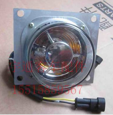 宇通客車配件，前霧燈總成