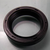 宇通客車原廠配件 油封大全