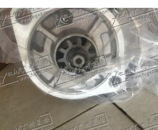 供應久保田V2403起動馬達 10齒 12V