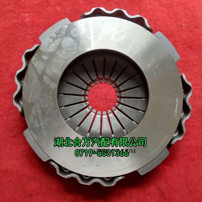 東風(fēng)離合器壓盤(pán)總成 1601Z56-090