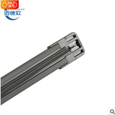 多規(guī)格汽車無骨式雨刮器 靜音橡膠車雙雨刷片 批發(fā)高清潔凈雨刮臂