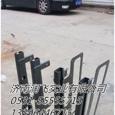 豪沃HOWO尾燈支架 配件 價格 豪沃全車件批發