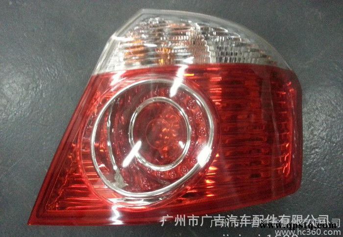 力帆汽車配件力帆520尾燈（外07）