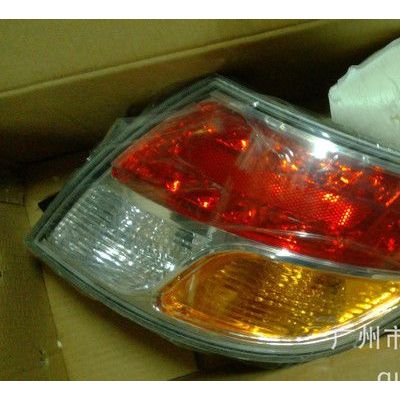 吉利汽車配件全球鷹GC7尾燈JS