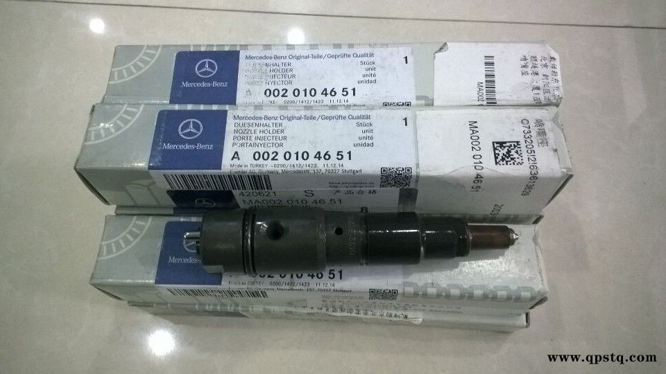 奔馳卡車OM502噴油器A0020104651