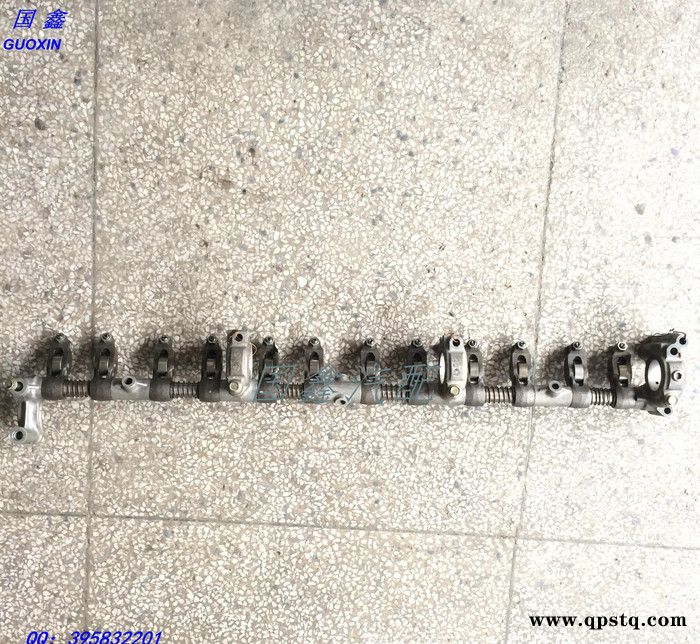 【國鑫】專業(yè)五十鈴6SD1配件  拆車件  氣門搖臂總成  氣門搖臂軸