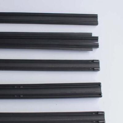 汽車有骨雨刮膠條鍍膜雨刮三段式雨刮膠條硅膠膠條無骨雨刮器膠條