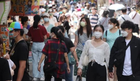 臺灣本土確診案例向下走，專家憂心疫情恐“春風(fēng)吹又生”