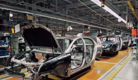 影像測量儀把控汽車零件尺寸細節，保證整車品質和性能